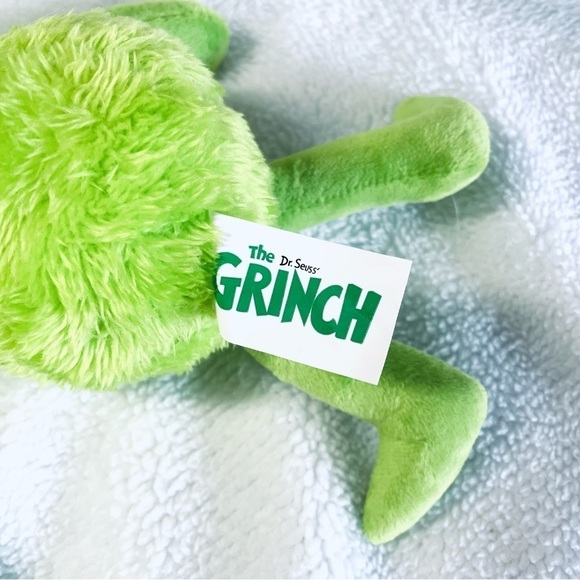 Dr. Seuss' The Grinch 11" Plush Doll - NWT 🎁 - Picture 9 of 12
